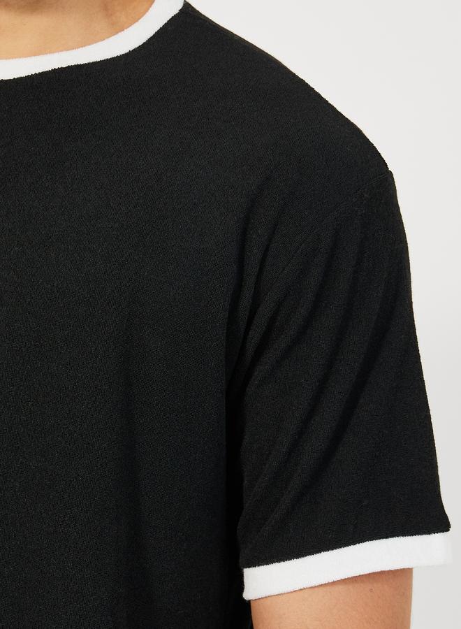 Styli Towel Knit T-Shirt & Contrast Trim Shorts Set  - Image 3