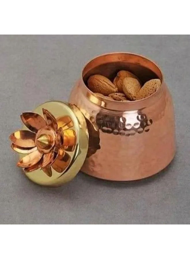 برطمان نحاسي بتصميم زهرة اللوتس مصنوع يدويًا | برطمان توابل وبهارات متعدد الاستخدامات، علبة قهوة | ديكور مثالي للمطبخ وهدية مميزة بمناسبة الانتقال إلى منزل جديد (لون نحاسي) - Image 3