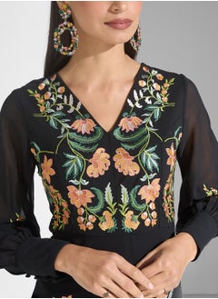 Frock and Frill Embroidered Midi Dress  - Image 3