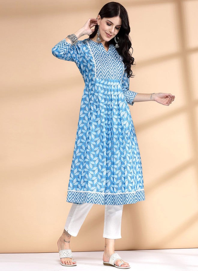 LARGISH Notch Neck Floral Printed A-Line Kurta in Blue & White - Image 3