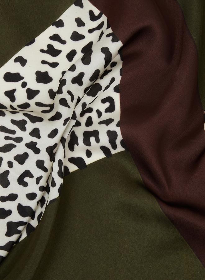 Styli Green Animal Print Square Scarf - Image 3