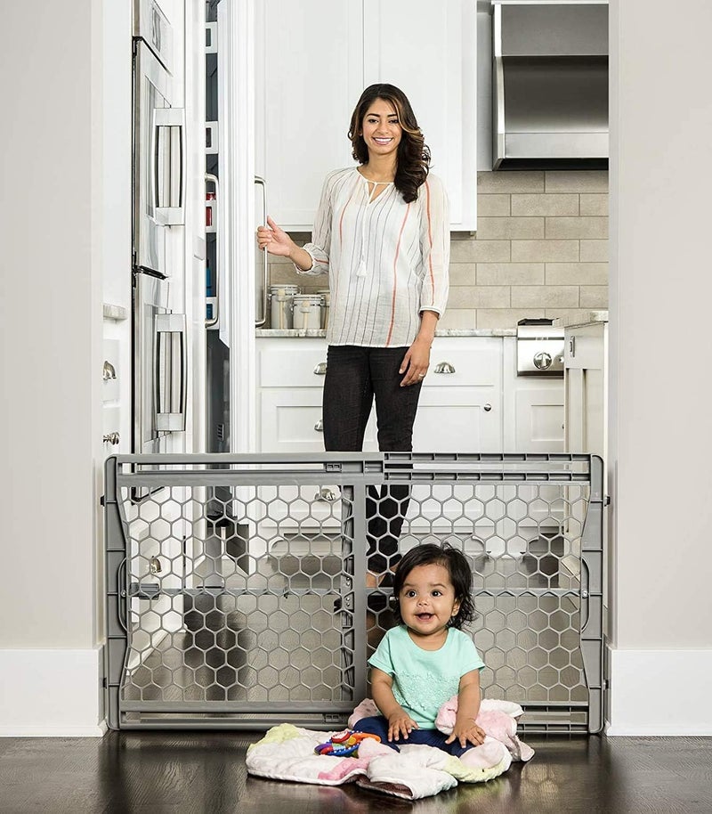 Regalo Easy Fit Plastic Adjustable Extra Wide Baby Gate 1 Count Pack of 1 - Image 1