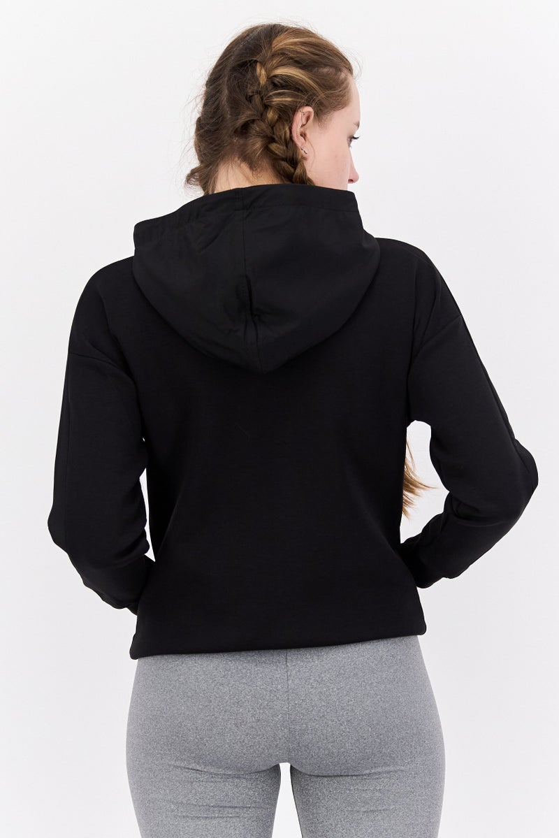 PUMA هودي رياضي نسائي بأكمام طويلة مناسب في الهواء الطلق، أسود - Image 3