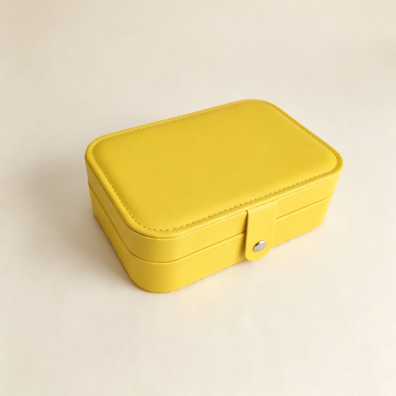Travel-Friendly PU Leather Jewelry Box - Compact, Dustproof, Scratch-Resistant Organizer for Rings, Earrings, and Lipstick
