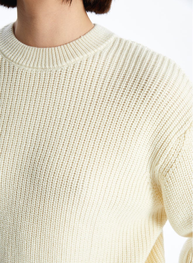 LC WAIKIKI Crew Neck Straight Long Sleeve Women's Knitwear Sweater  - Image 5
