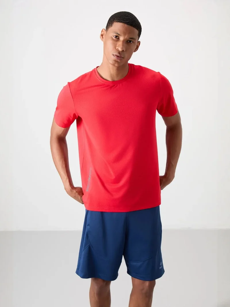 تومي لايف TOMMY Men's Regular Fit Crew Neck T-Shirt
