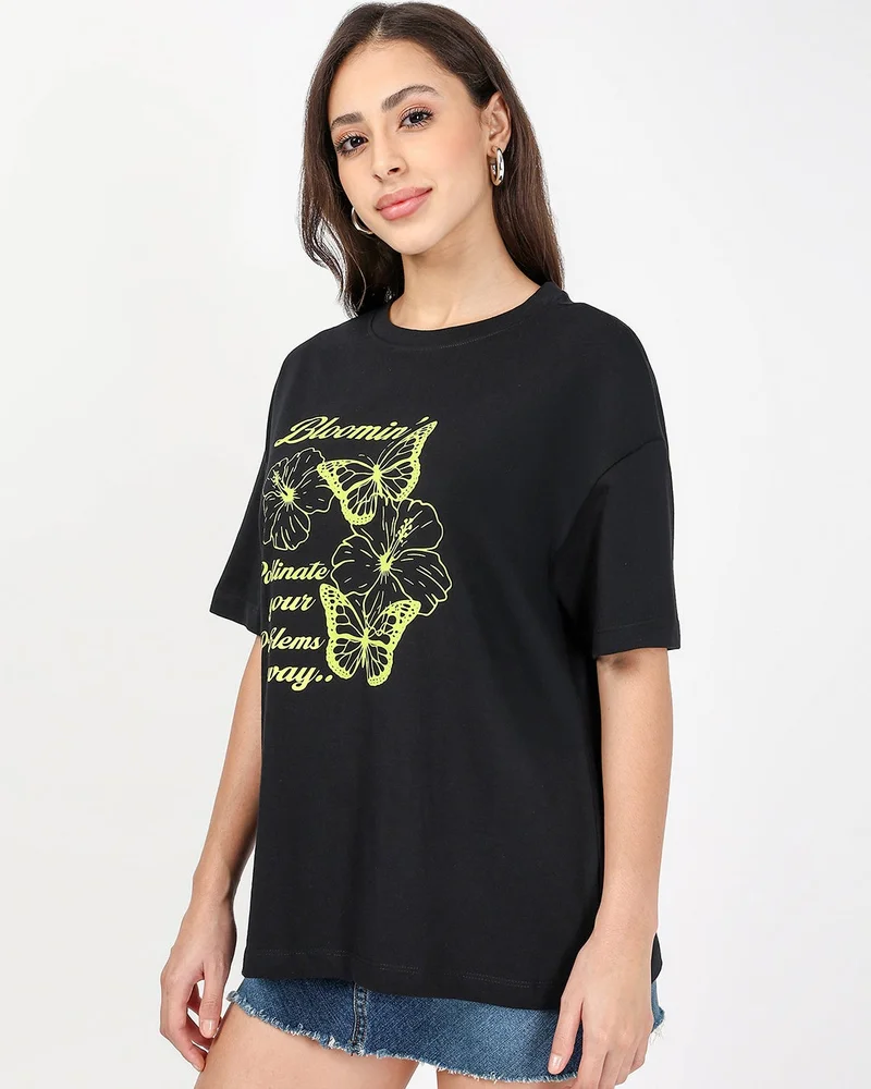 bewakoof Women's Jet Black Bloomin Graphic Printed Oversized T-shirt