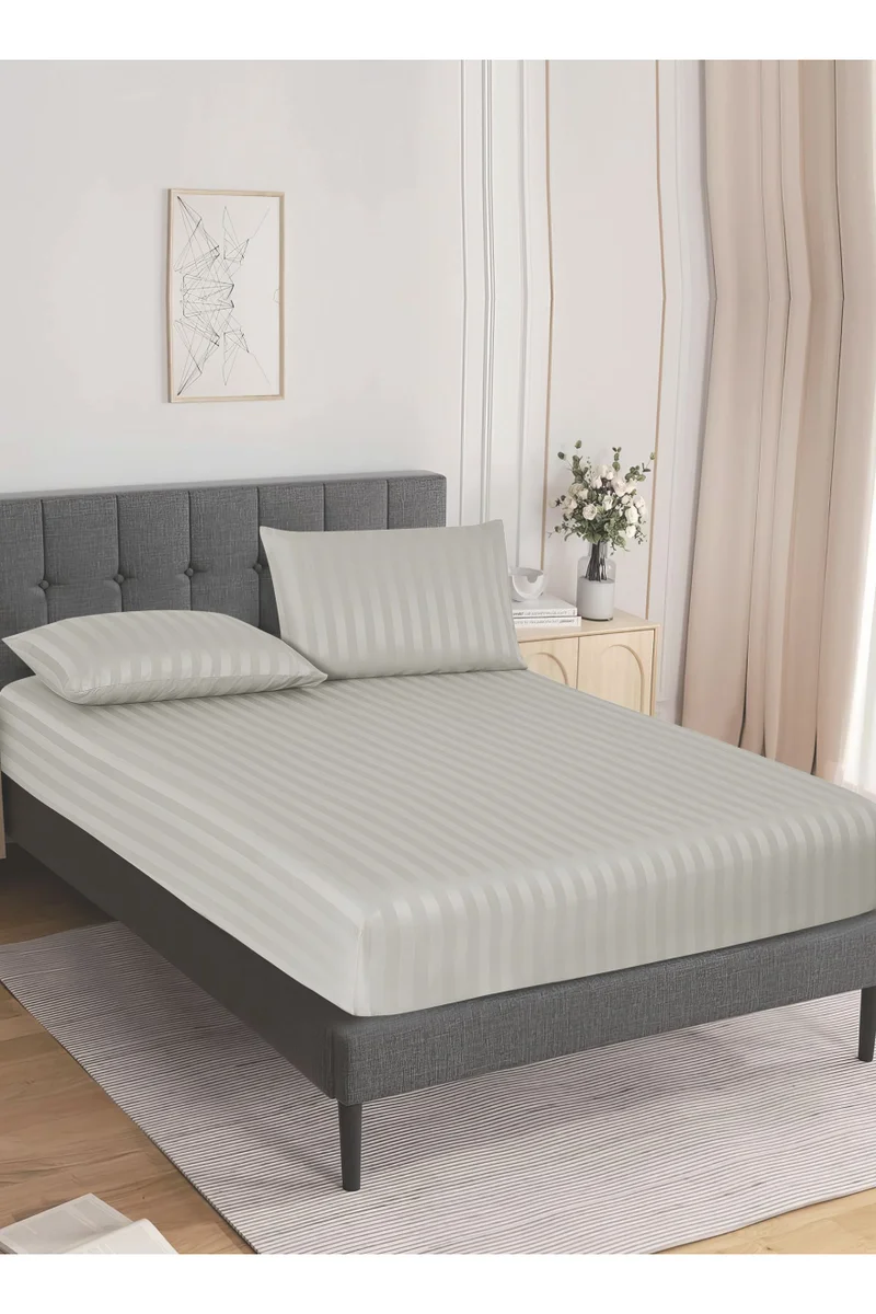 Donetella 3-Piece Striped Bedding Set – Queen Fitted Sheet 150x200+30 cm with All-Around Elastic &amp; 2 Matching Pillowcases