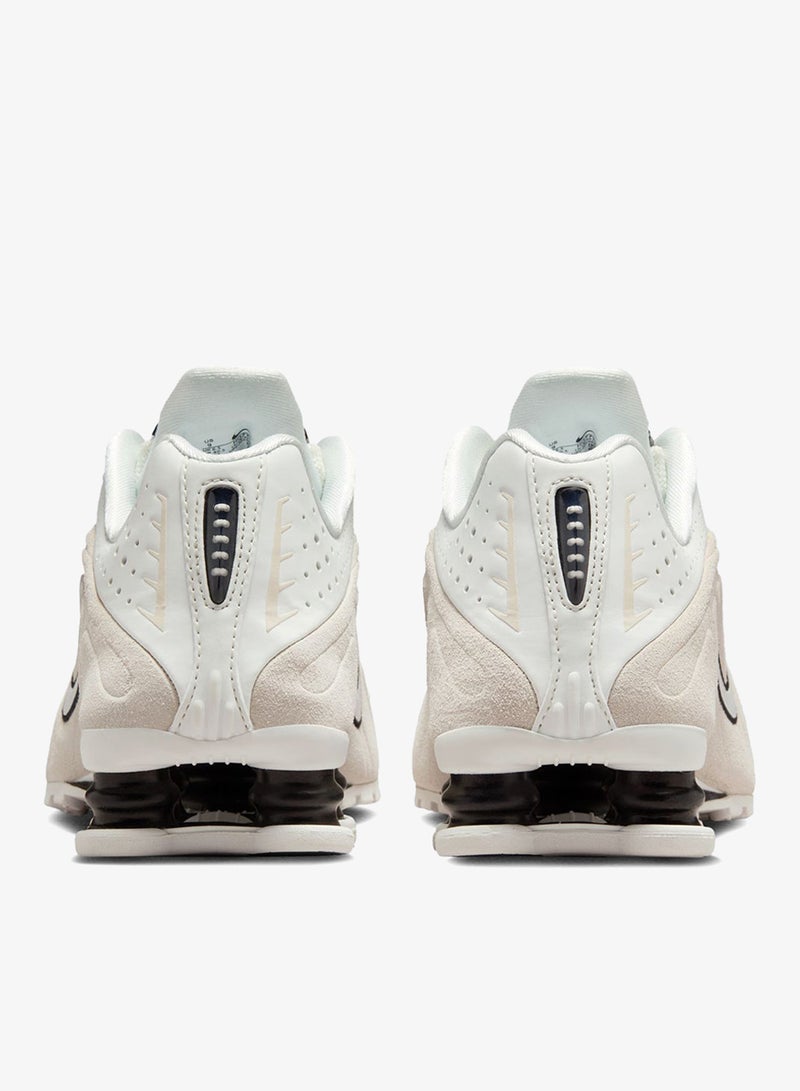 Nike Shox R4 - Image 4