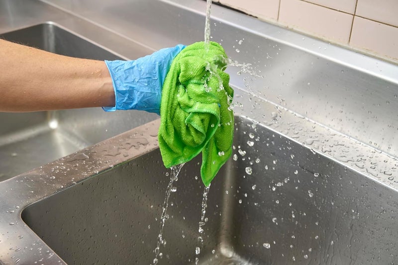 Spontex Specialist Microfibre Cleaning Cloths - Pack of 10 - Image 3