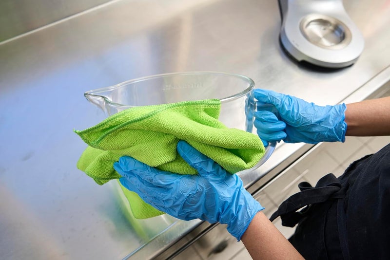 Spontex Specialist Microfibre Cleaning Cloths - Pack of 10 - Image 4