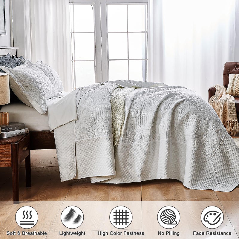 Qucover غطاء سرير كينغ كوفر ألاسكا 132x 120، غطاء سرير كينغ كبير الحجم، مجموعة أغطية سرير كينغ كبيرة الحجم من 3 قطع، مصنوعة من الألياف الدقيقة الناعمة والخفيفة، بنمط فارسي قديم، مع أغطية وسائد، أبيض - Image 4