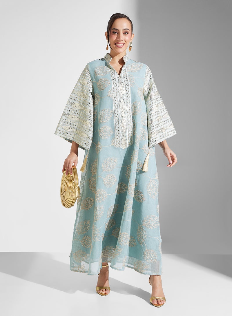 Khizana Embroidred Abaya - Image 4