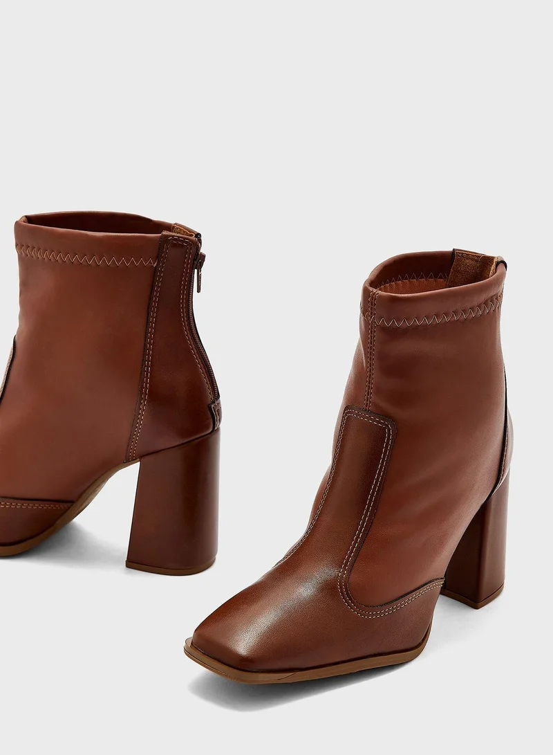 VIZZANO Ankle Boots for Women – Stylish, Comfortable & Versatile Everyday Footwear