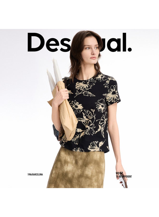 DESIGUAL تي شيرت نسائي مزين بطبعة زهور على شكل قلب وياقة دائرية - Image 4