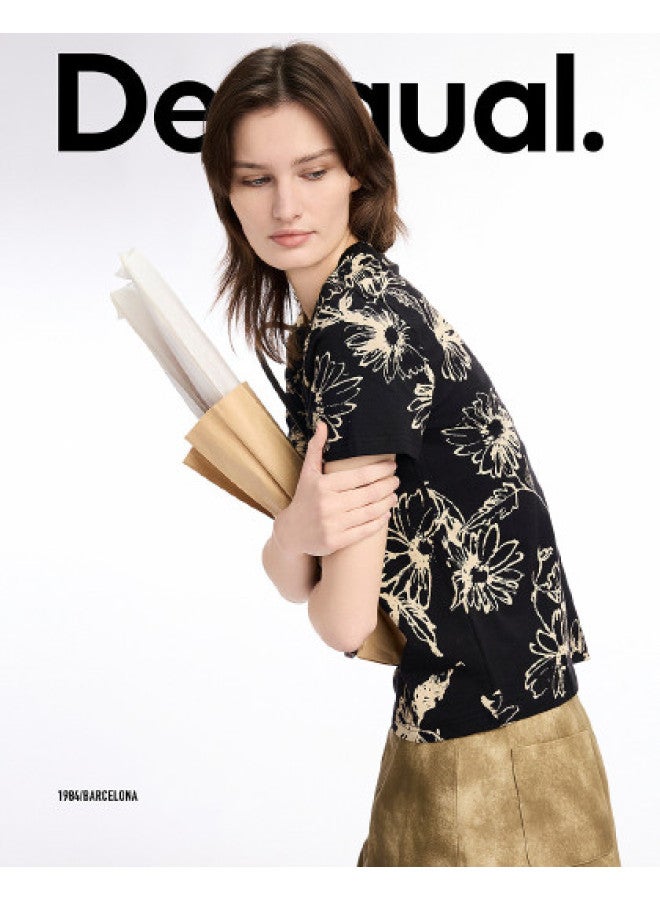 DESIGUAL تي شيرت نسائي مزين بطبعة زهور على شكل قلب وياقة دائرية - Image 1