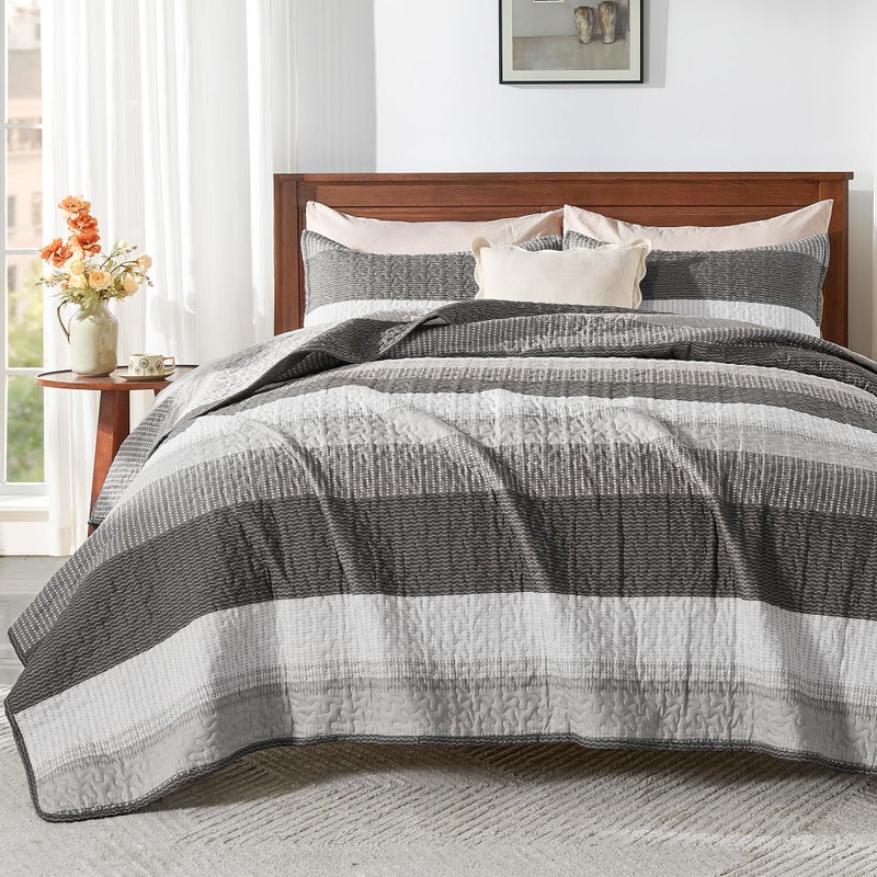 Andency King Size Quilt Set Dark Grey 3 Pieces Summer Ultra Soft Lightweight Bedspreads  Coverlets Set Patchwork Striped Quilted Bedding Sets for All Seasons 1 Quilt 2 Pillow Shams