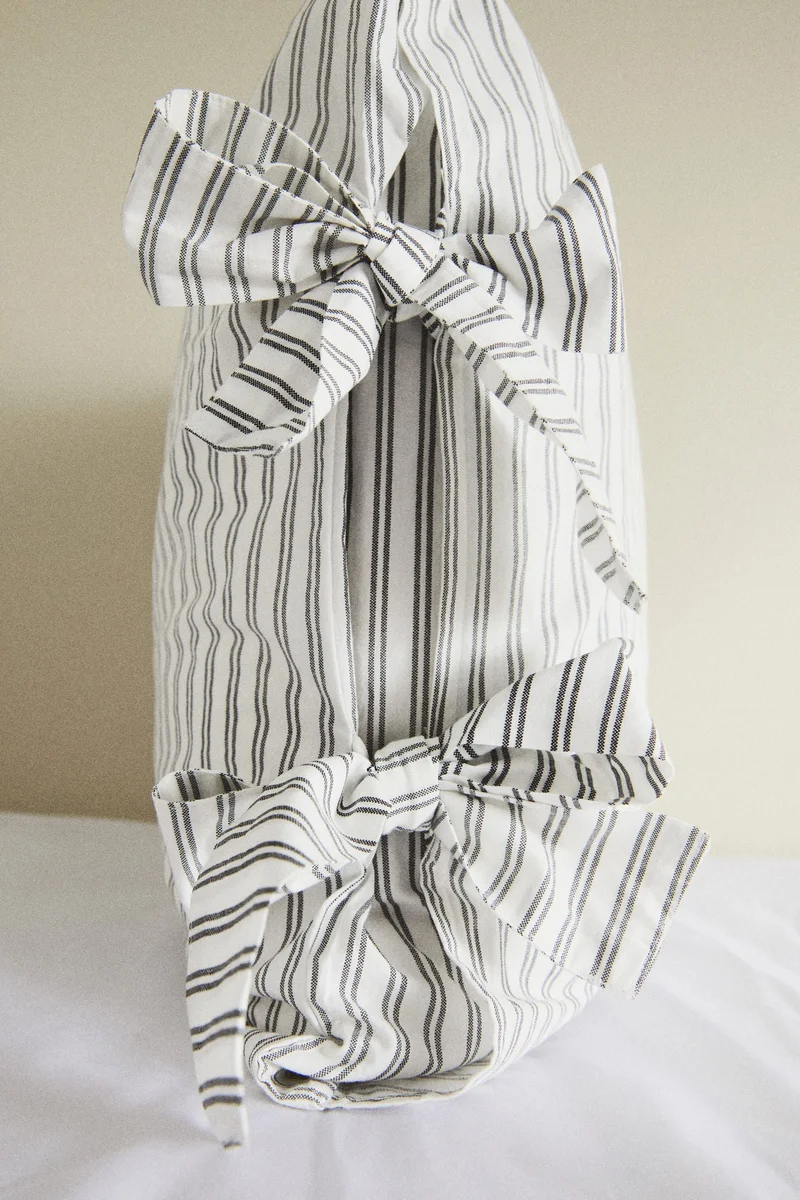 H&M Bow-detail double/king duvet cover set