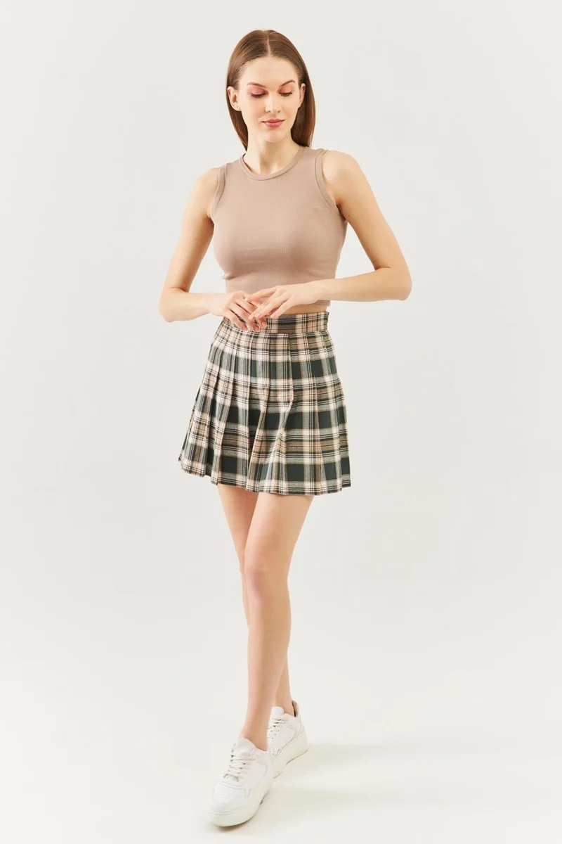 بوتيكجيز Light Brown Zero Sleeve Crew Neck Fitted 100% Cotton Camisole Flexible Crop Blouse