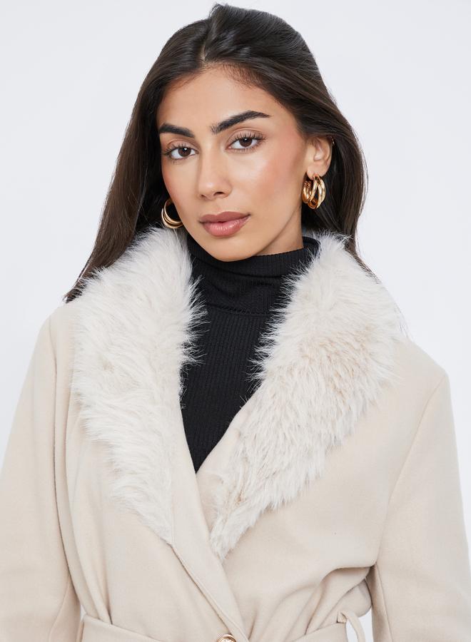 ستايلي معطف بملمس صوف مع تفاصيل فرو صناعي - Image 3
