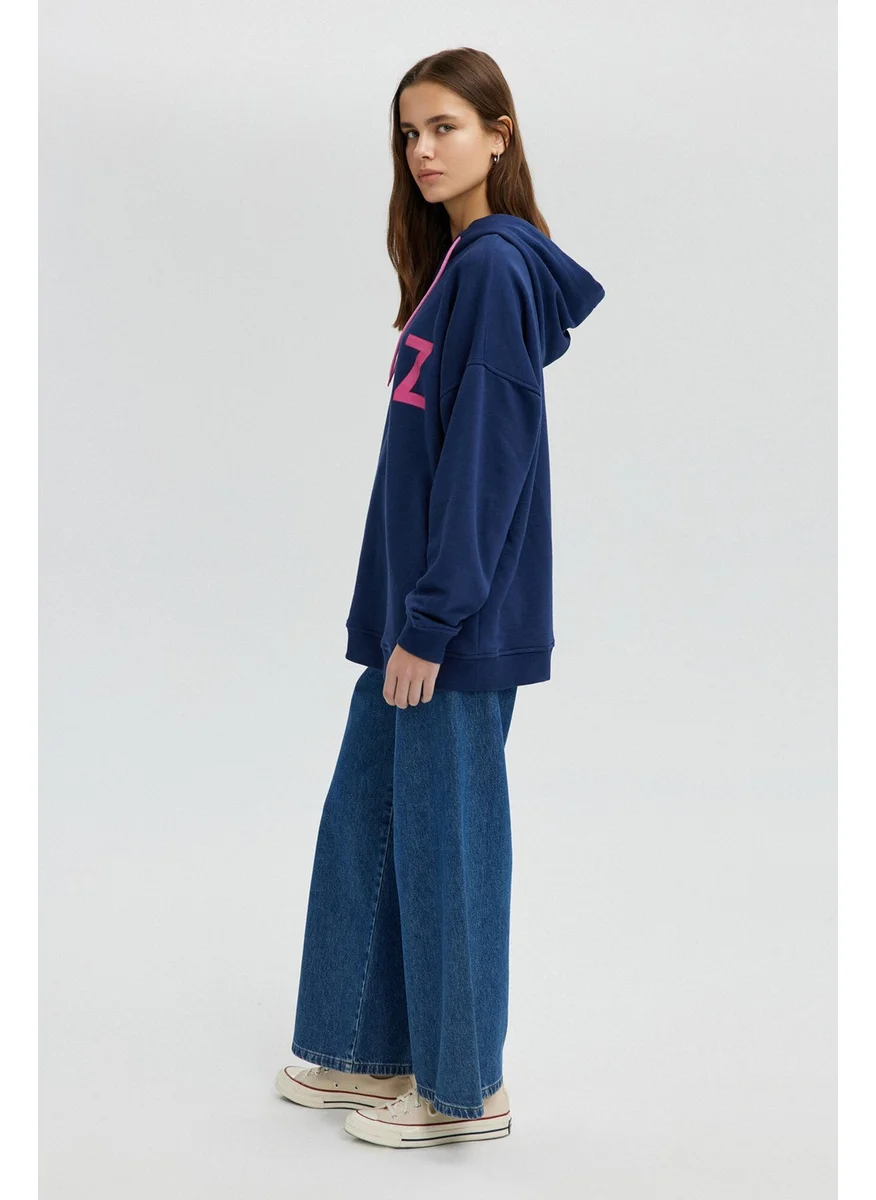 Touche Letter Printed Oversized Sweatshirt