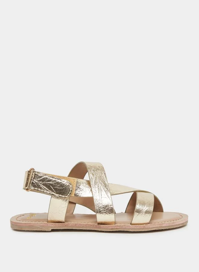 Styli Styli Solid Buckle Detail Flat Sandals