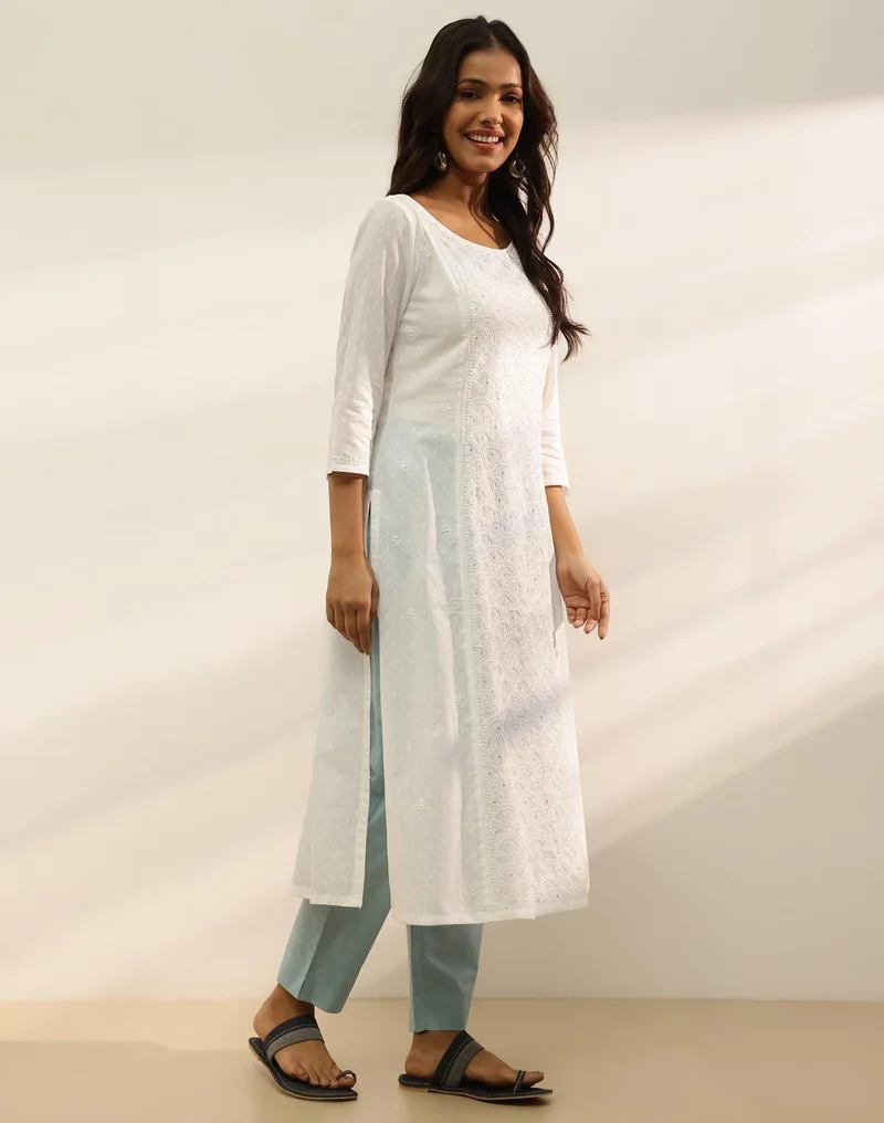 Fabindia White Cotton Blend Chikankari Slim Fit Long Kurta