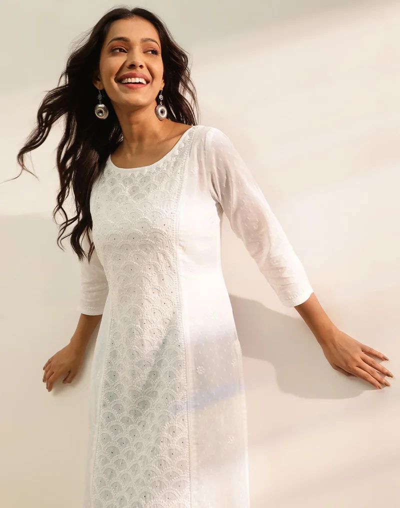 Fabindia White Cotton Blend Chikankari Slim Fit Long Kurta