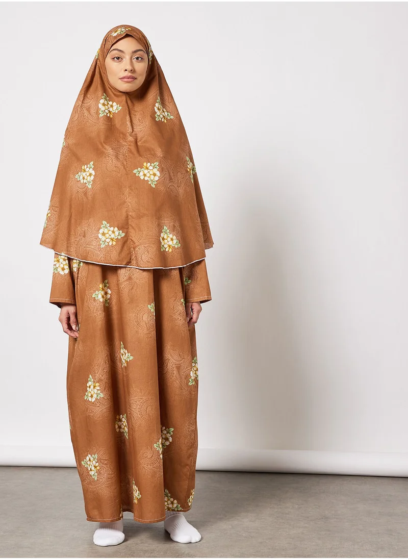 Hayat Praying Dress With Floral Prints And Veil