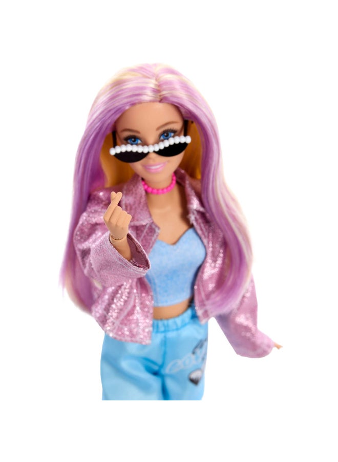 Barbie Deluxe Style Doll in Metallic Pink Barbiecore Skirt and Jacket, 4 Fashions, 4 Accessories, 4 Interchangeable Hands, 2 Shoes & Color Change Hair​​ - Image 3