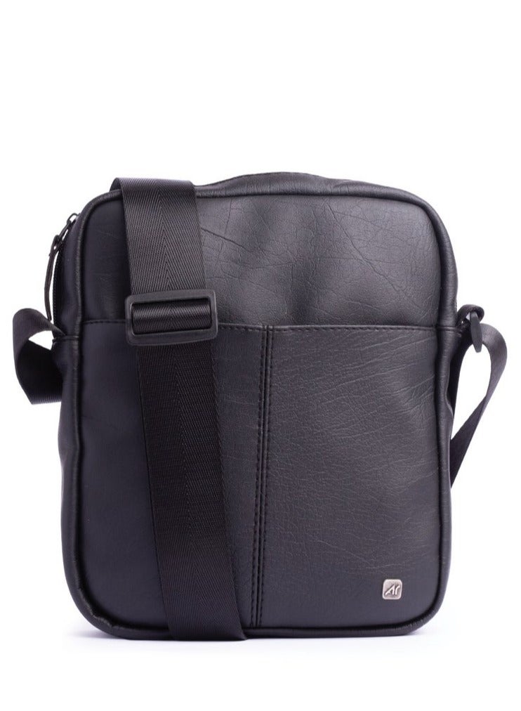 ايه ار سابلاي AR Arrow Cross Bag من Arij Bags | شنطة كروس، جلد صناعي، حزام قابل للتعديل، جيب أمامي، خفيفة للاستخدام اليومي (23 × 20 × 6 سم) (أسود) - Image 1