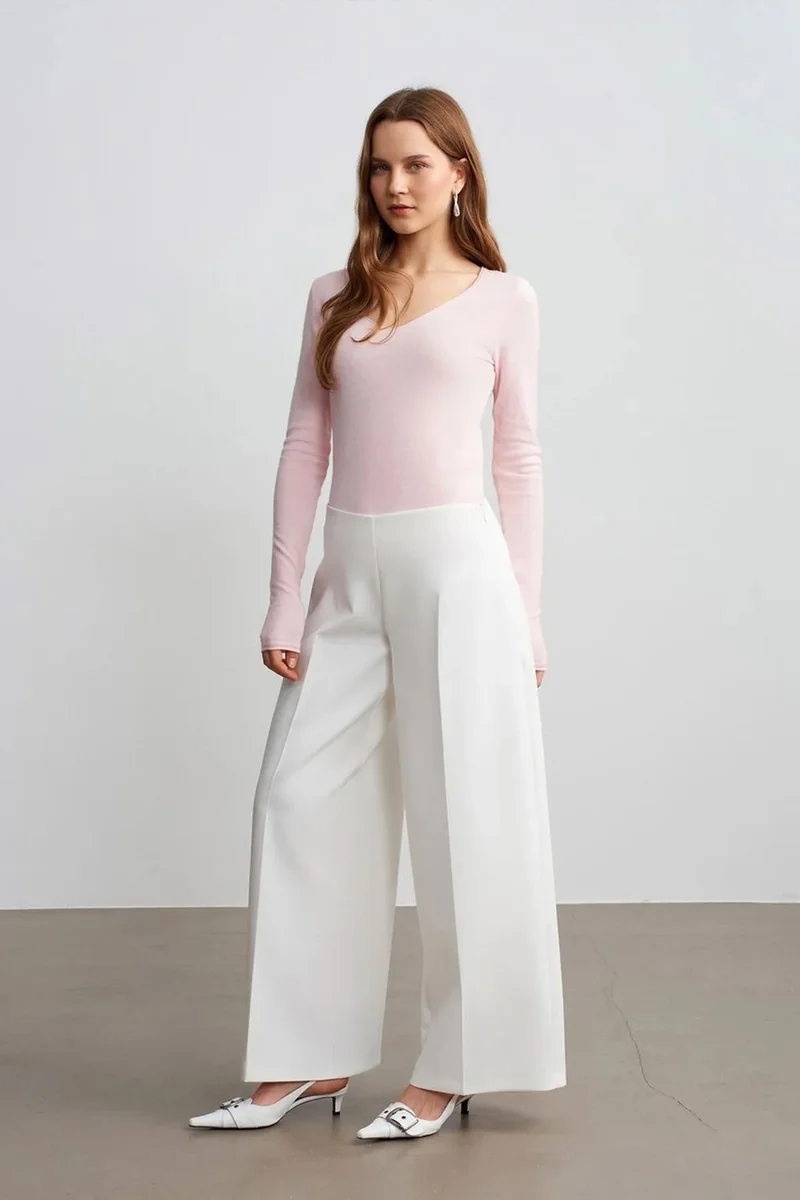 DILVIN High-Waist Wide-Leg Crepe Trousers