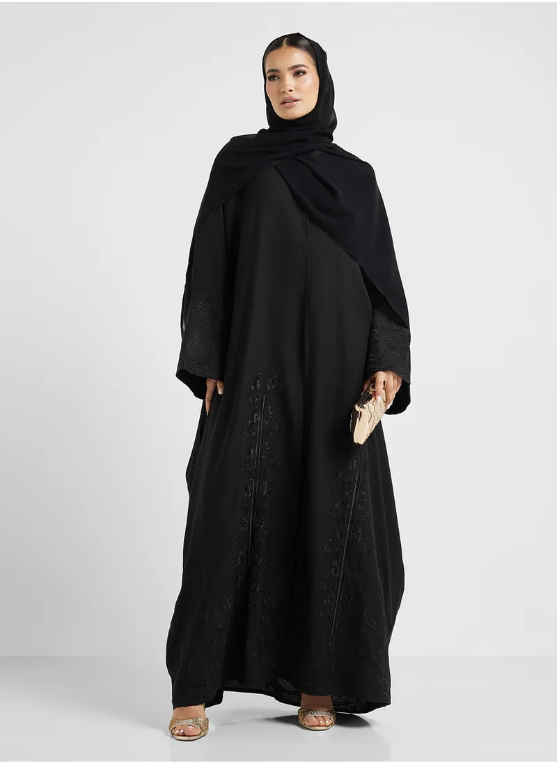 hayas closet V-Neck Flared Sleeve Abaya