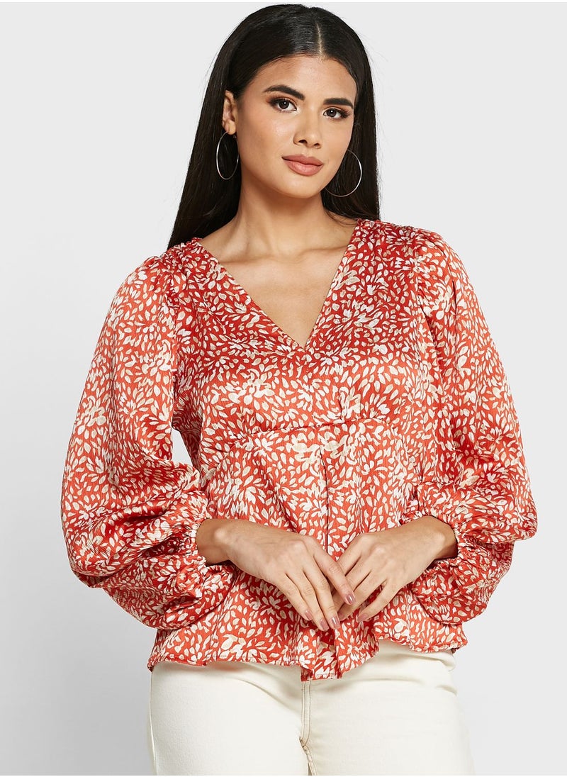 VERO MODA - Pleat Detail V-Neck Printed Top - Image 1