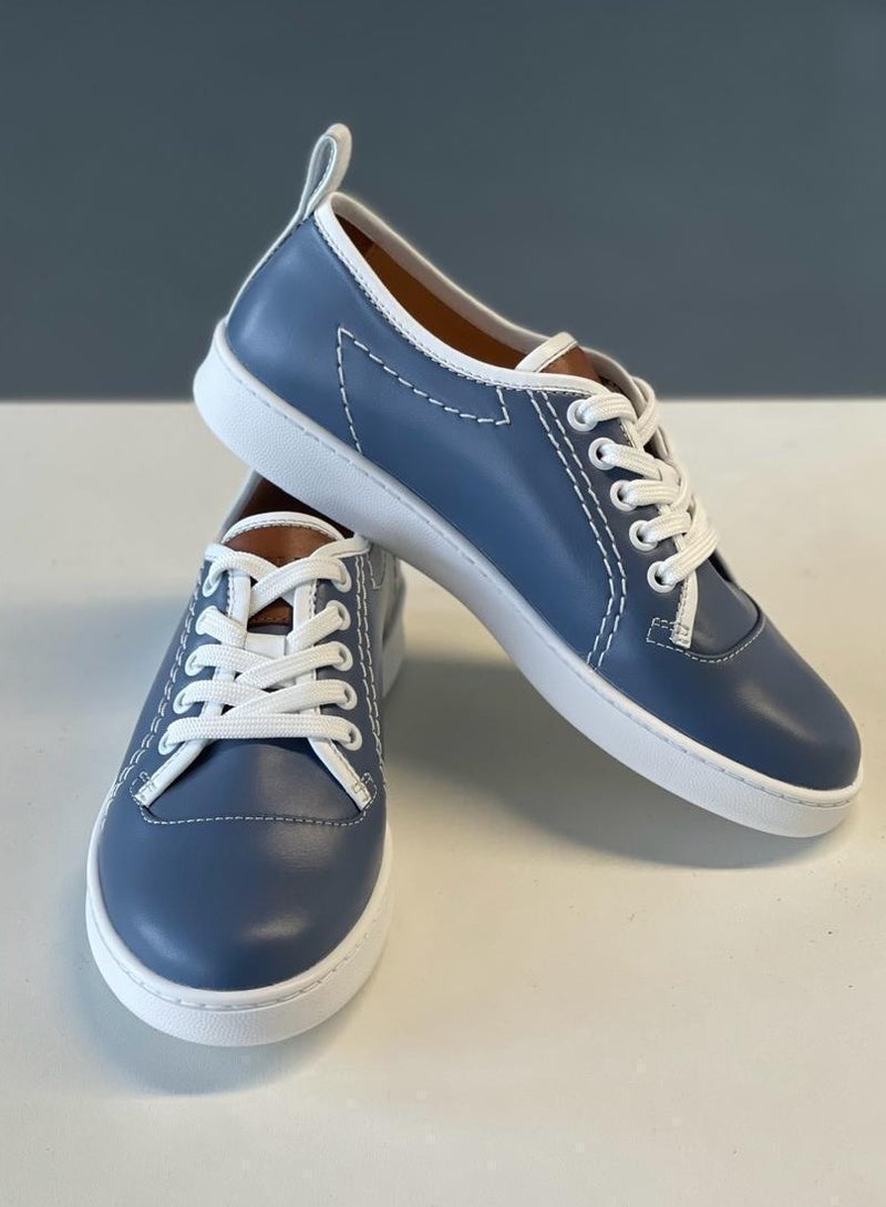 نوبل Nobler - Classic Style with White Stitches as Accent and Cushioned Comfort Sole for Everyday Wear 