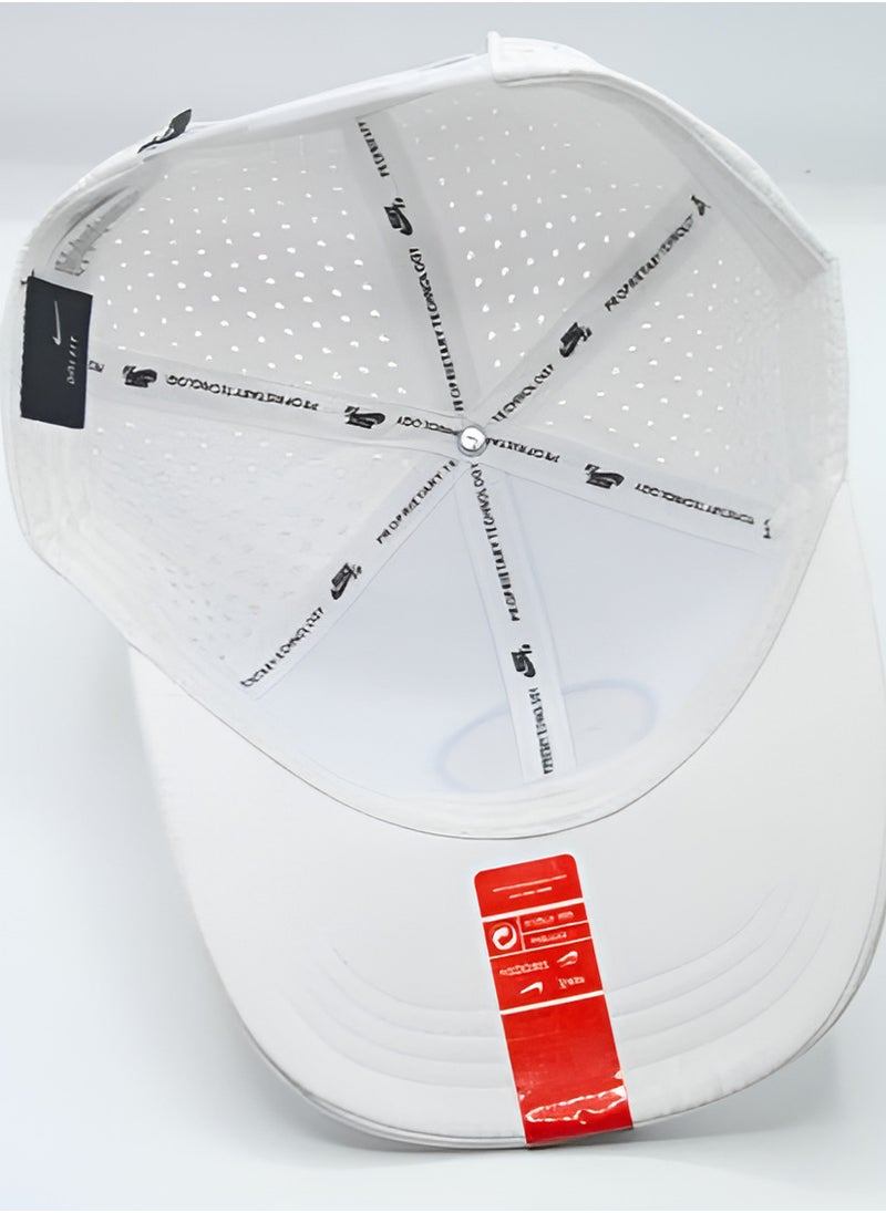 NIKE ORIGINAL Paris Saint-Germain Nike Snapback Cap - White  - Image 4
