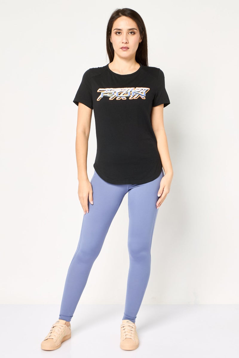 Adidas تي شيرت تدريب قصير الأكمام للنساء، أسود - Image 3