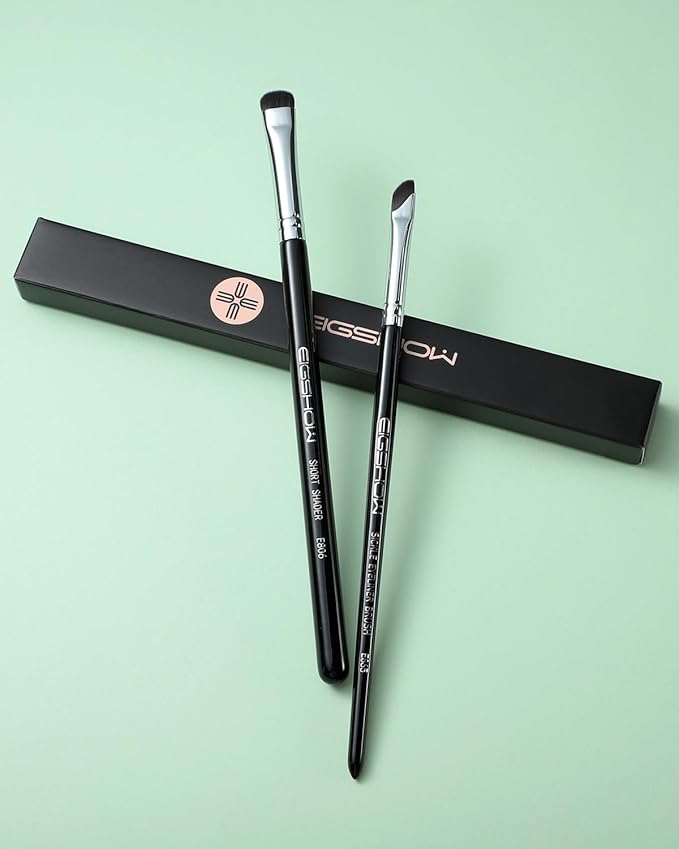 فرشاة برايمر ظلال العيون من EIGSHOW فرشاة خافي العيوب المسطحة أدوات احترافية لتطبيق الكريم ومزج ظلال السائل قاعدة برايمر العيون E828