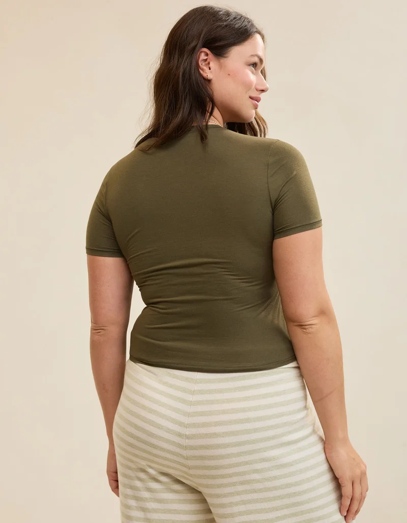 آري من امريكان ايجل تي شيرت سموذيز من مزيج القطن بأكمام قصيرة وقبة دائرية