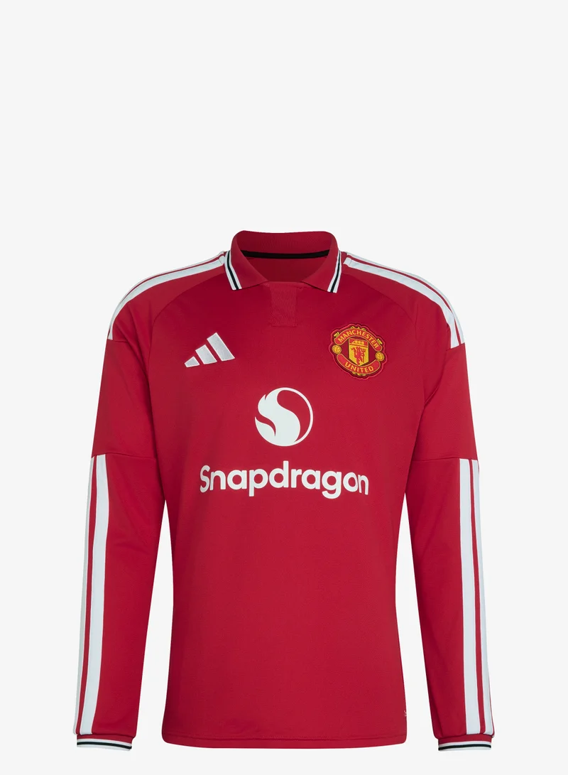 اديداس القميص الأساسي لنادي Manchester United لموسم 26/27 بأكمام طويلة