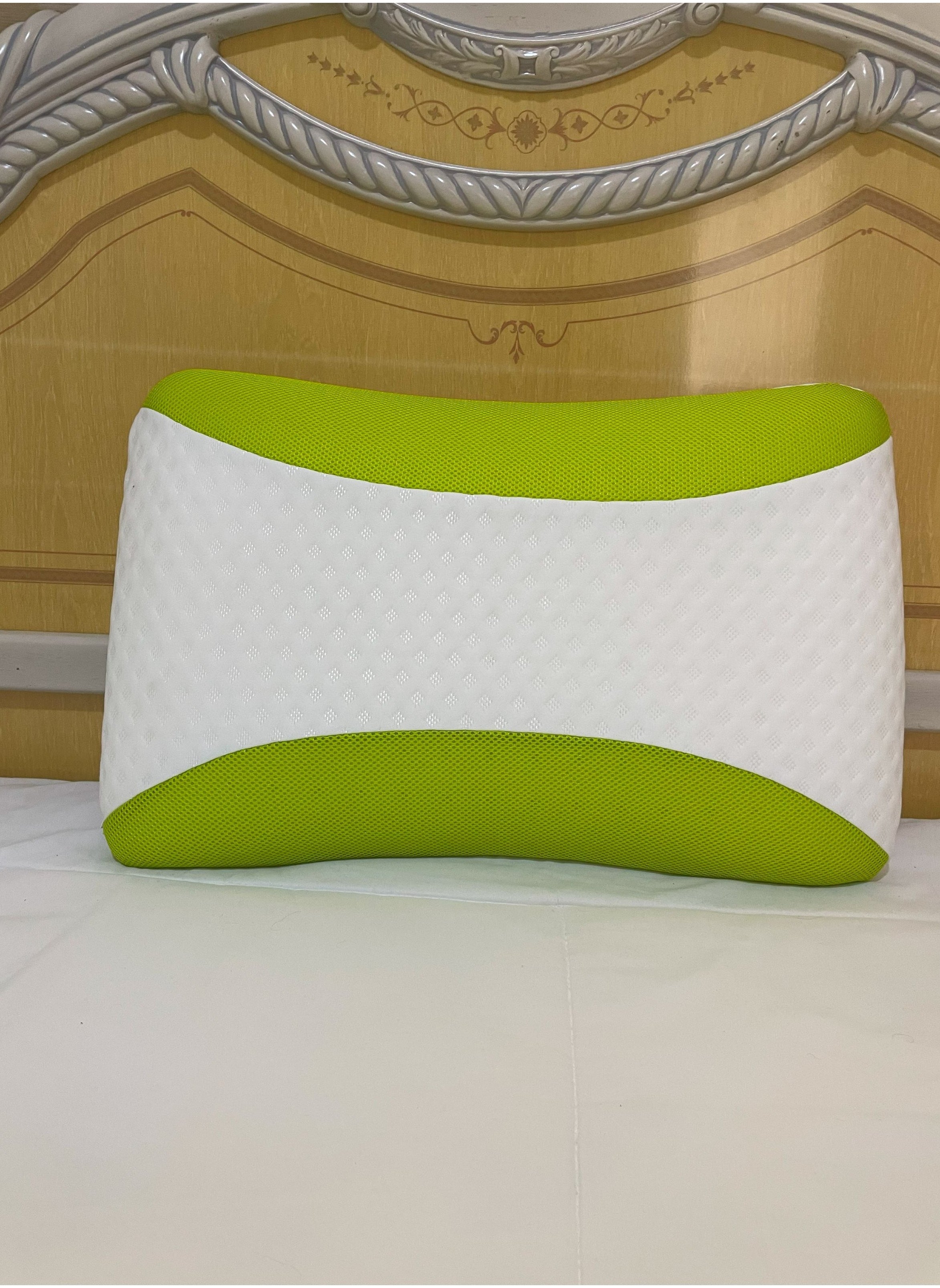 MAXQON Aloe Vera Infused Memory Foam Pillow With Removable Cover - Hypoallergenic & Breathable- 60x40x12cm 