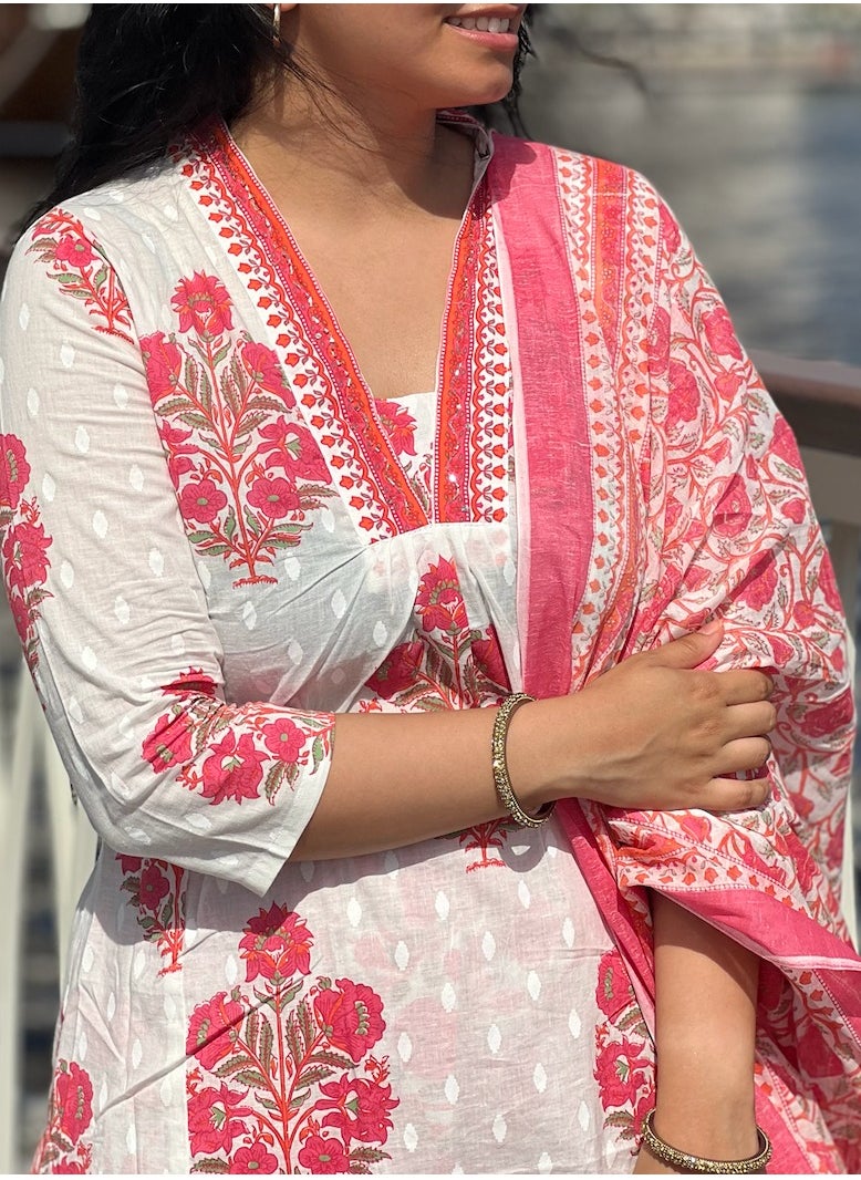 IndHeritage - IndHeritage - Premium cotton 3pc A line kurti set / salwar suit with embroidery & mirror work - Pink & white colour floral designed pants & dupatta - Indian Kurti Set IDH00169 - Image 1