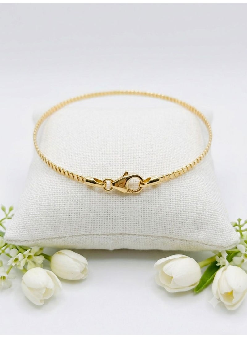 The Intermix Gems Gold Textured Chain Bracelet - Image 2