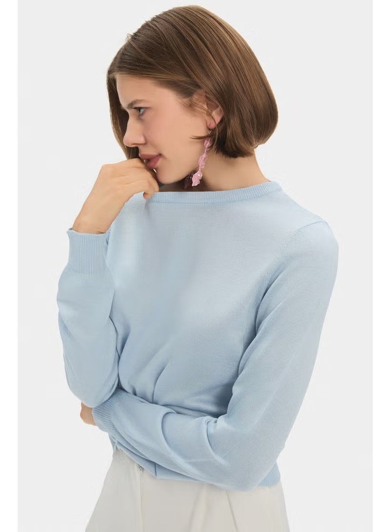 JUNE Women's Exclusive Crew Neck Viscose Blend Knitwear Sweater - Image 1