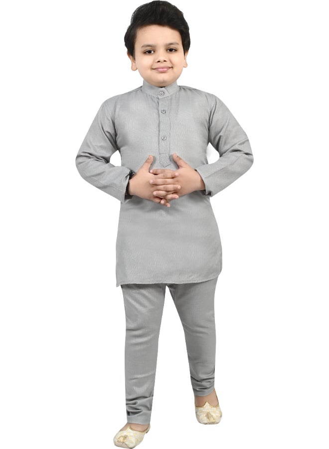 بي تي ديزايز طقم ولادي رمادي بنقوش عرقية زهرية - Image 4