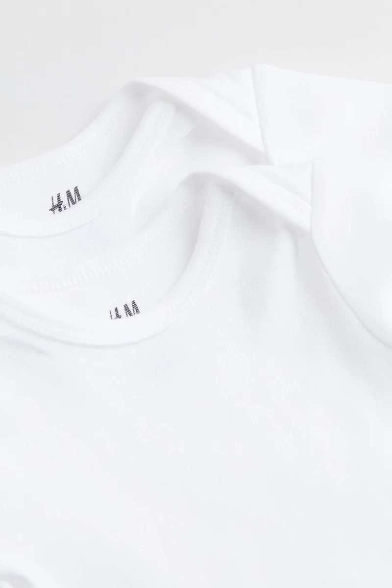 اتش اند ام بودي سوت بأكمام قصيرة - عبوة من قطعتين