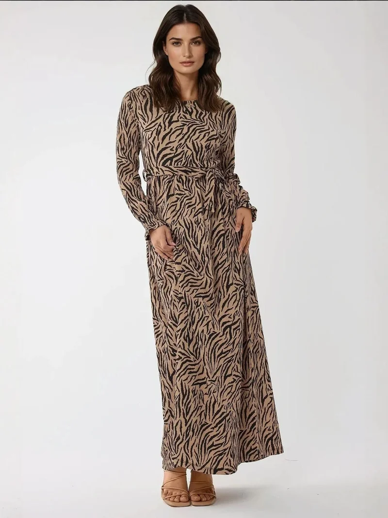 زوبعة فستان ماكسي بياقة مستديرة مطبوع بحزام