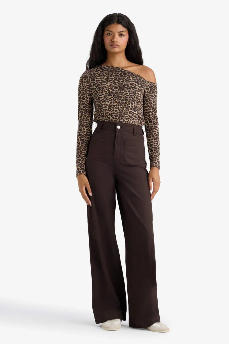 ديفاكتو Straight Fit Regular Hem Patch Pocket Gabardine Trousers