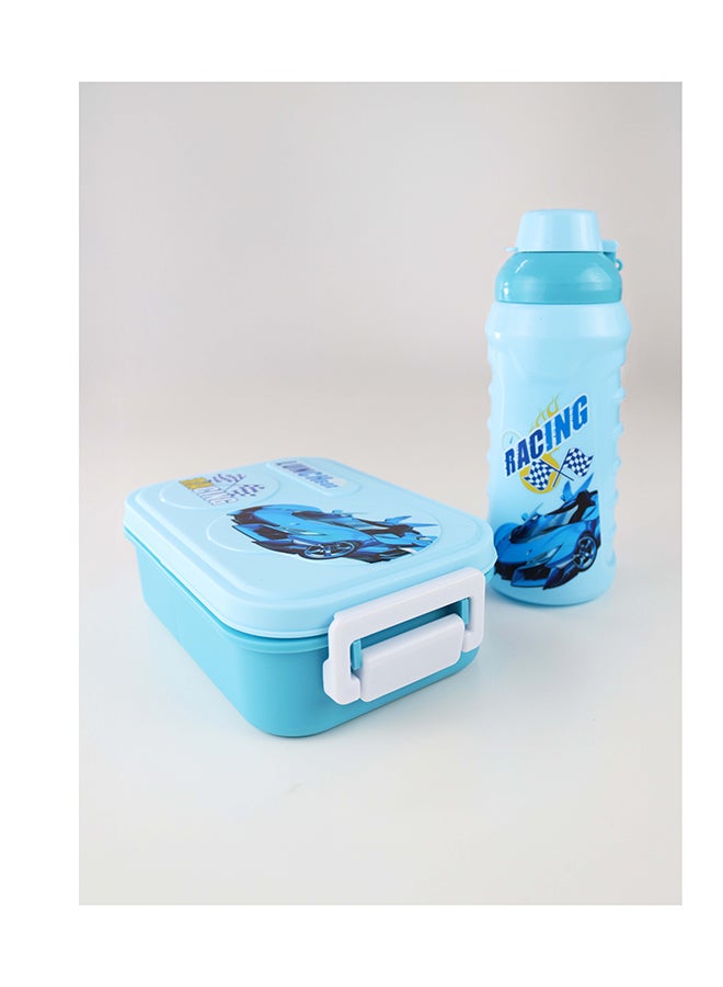 توشيونيكس مجموعة صندوق غداء بينتو بلاستيكي محمول بسعة 1 لتر بتصميم سيارة سباق، وكوب ماء، وملعقة وشوكة، وحاوية صلصة مع حجرتين، صندوق طعام خفيف الوزن وخالٍ من مادة BPA للأطفال - مثالي للاستخدام في المنزل والسفر ودور الحضانة ومرحلة ما قبل المدرسة وصندوق الغداء للمدرسة - 17 × 12 × 5 سم - Image 1