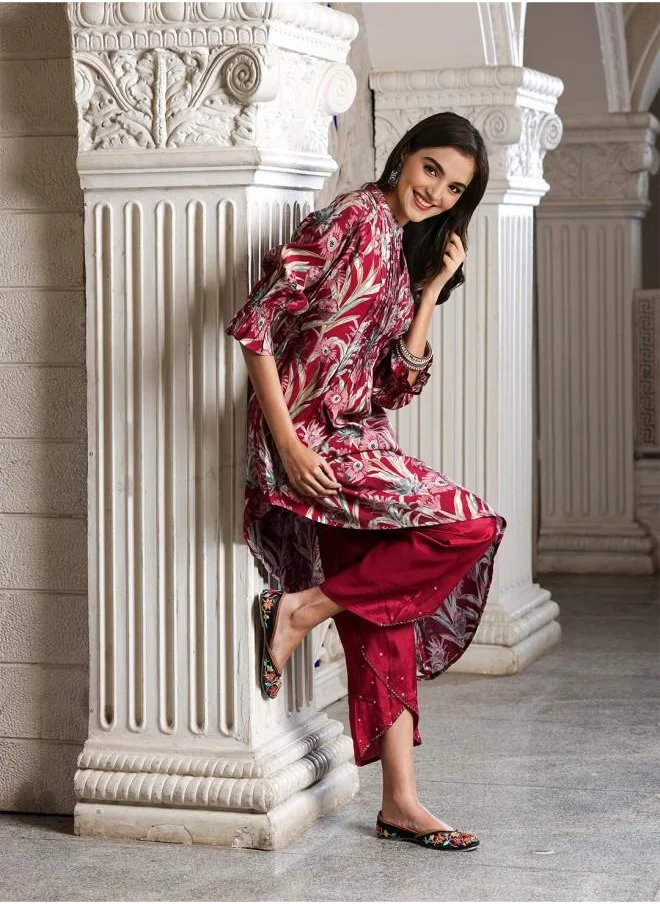 آي شين Palazzo Women Maroon Rayon Kurta Set with Embroidered pattern Tunic and Palazzo features a Round neckline and Three-Fourth Sleeve secured with Elastic closure and styled in Straight Fit ideal for Festive moments — perfect for fashion-forward occasions.